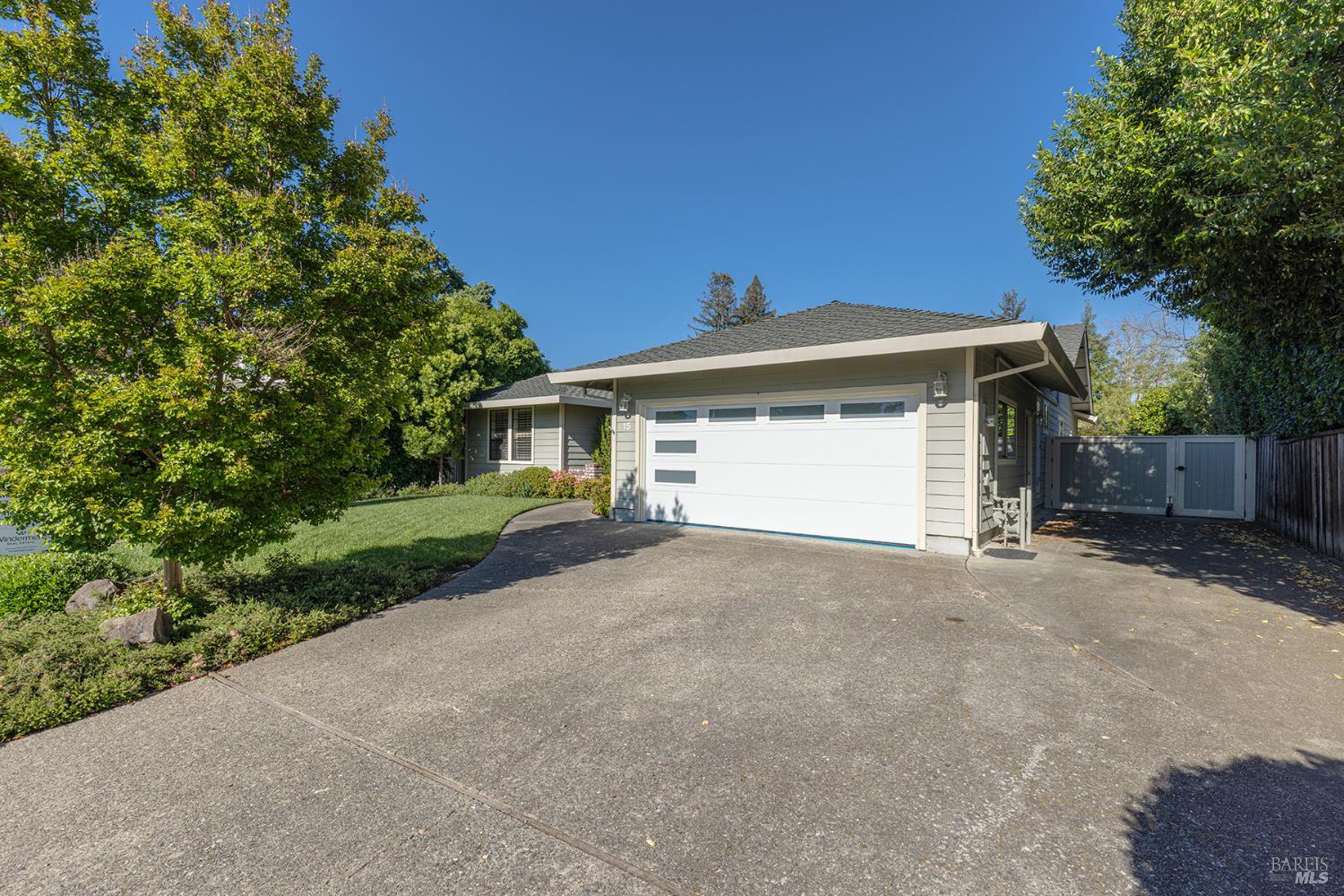 15 Lemon Court Napa CA 94558