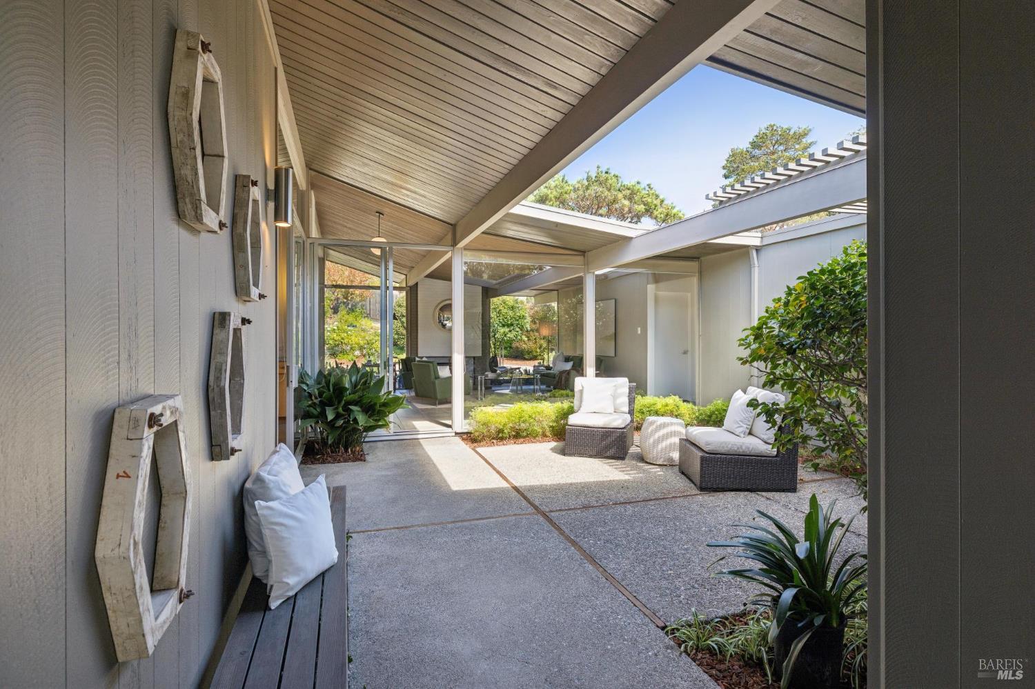 1162 Idylberry Road San Rafael CA 94903