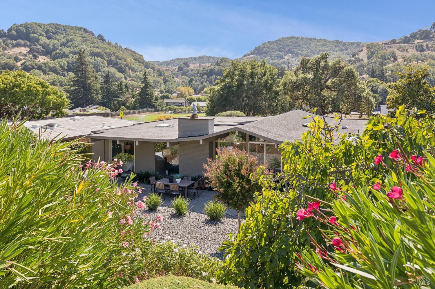 1162 Idylberry Road San Rafael CA 94903