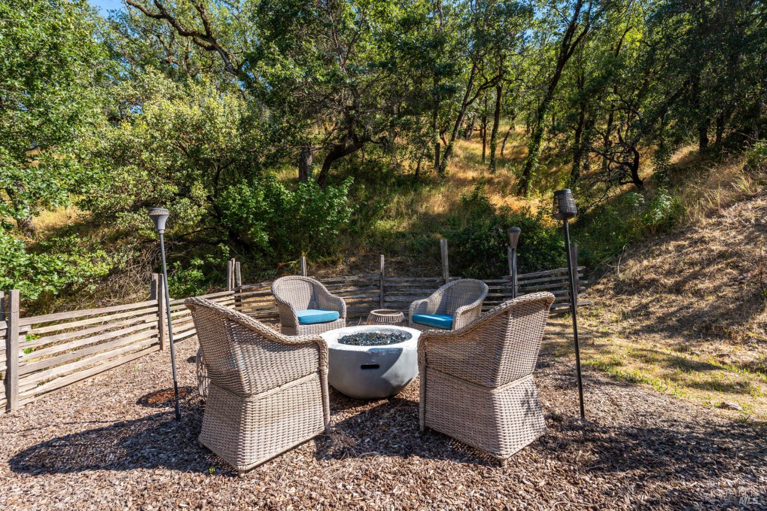 731 Gold Gulch Road Ukiah CA 95482