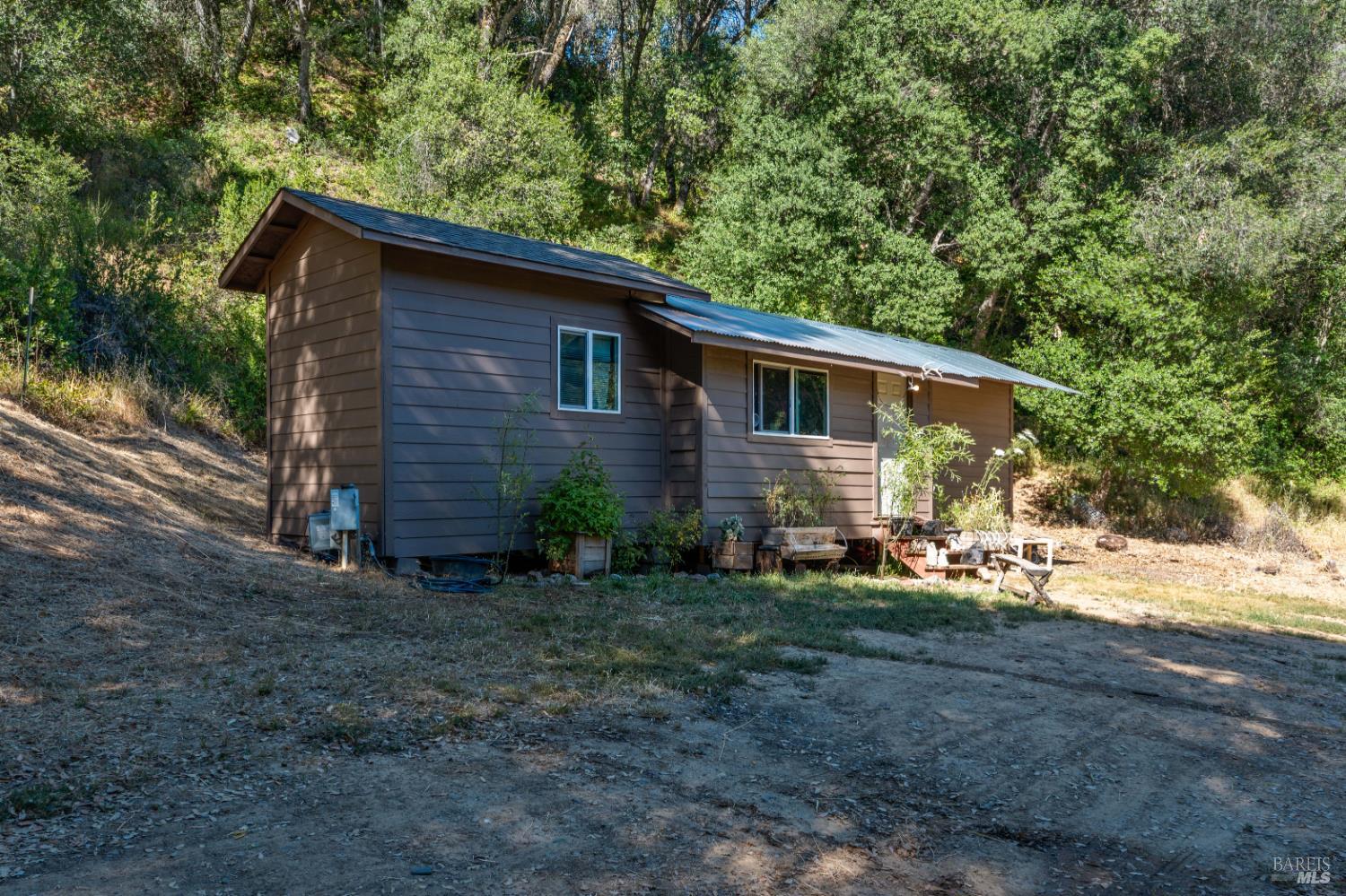 731 Gold Gulch Road Ukiah CA 95482