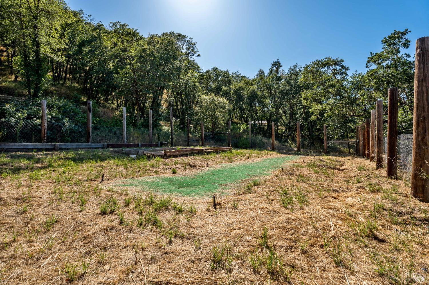 731 Gold Gulch Road Ukiah CA 95482