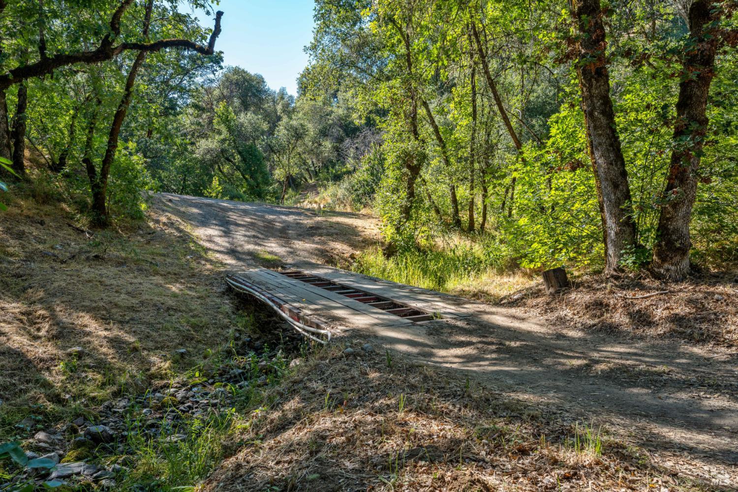 731 Gold Gulch Road Ukiah CA 95482