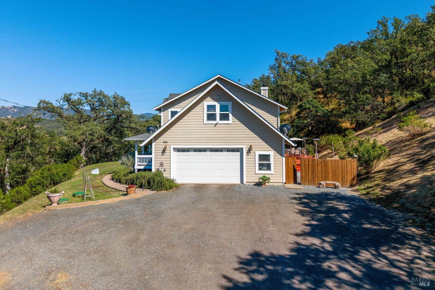 731 Gold Gulch Road Ukiah CA 95482
