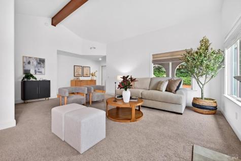 200 Redwood Circle Petaluma CA 94954