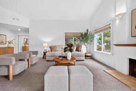 200 Redwood Circle Petaluma CA 94954