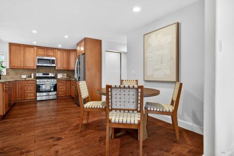 200 Redwood Circle Petaluma CA 94954