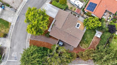 200 Redwood Circle Petaluma CA 94954