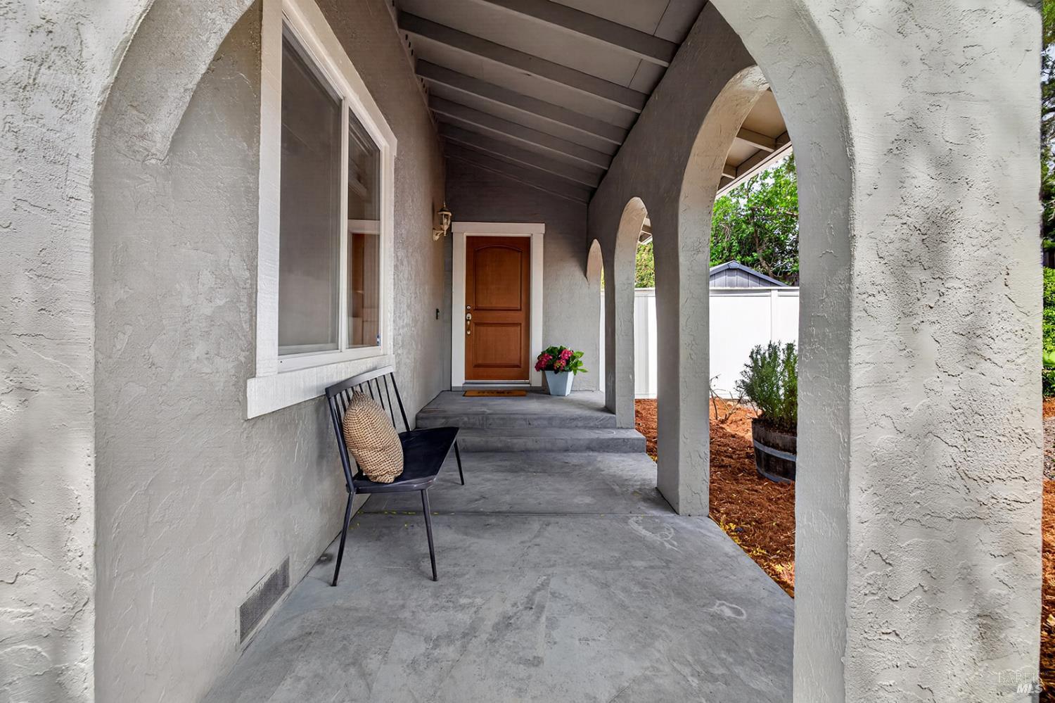 200 Redwood Circle Petaluma CA 94954