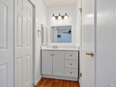 844 Cedarwood Lane Petaluma CA 94954