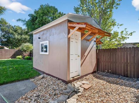 844 Cedarwood Lane Petaluma CA 94954