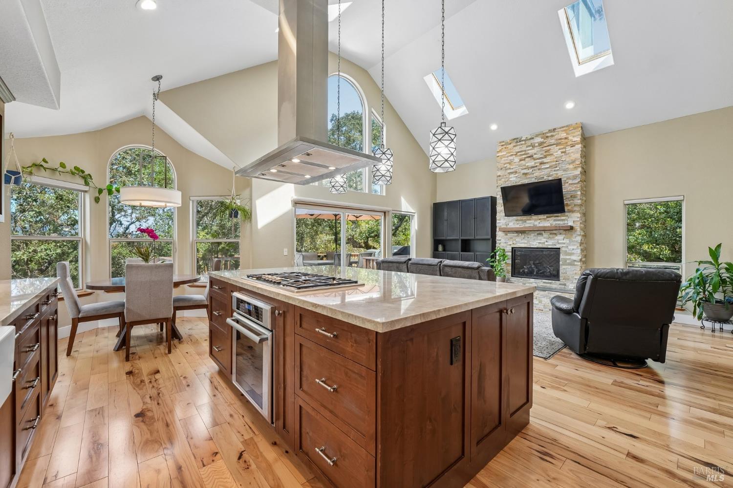 4740 Montgomery Lane Santa Rosa CA 95409