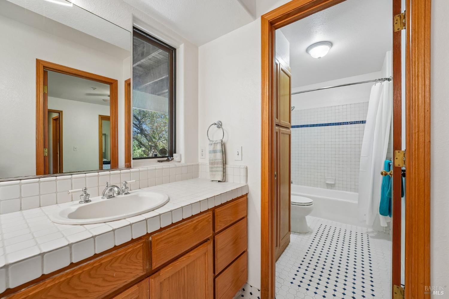 4740 Montgomery Lane Santa Rosa CA 95409