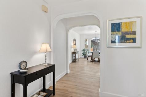 2322 So. Hampton Circle Santa Rosa CA 95401