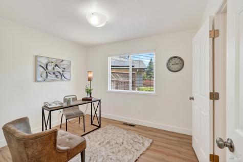 2322 So. Hampton Circle Santa Rosa CA 95401
