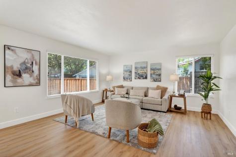 2322 So. Hampton Circle Santa Rosa CA 95401