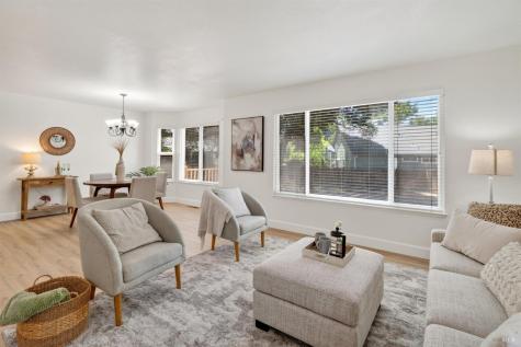 2322 So. Hampton Circle Santa Rosa CA 95401