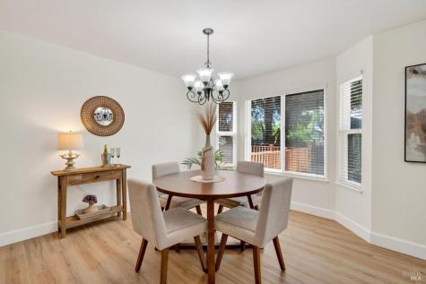 2322 So. Hampton Circle Santa Rosa CA 95401