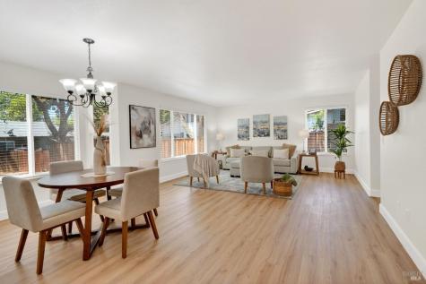 2322 So. Hampton Circle Santa Rosa CA 95401