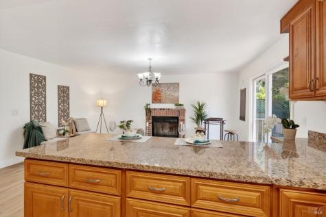 2322 So. Hampton Circle Santa Rosa CA 95401
