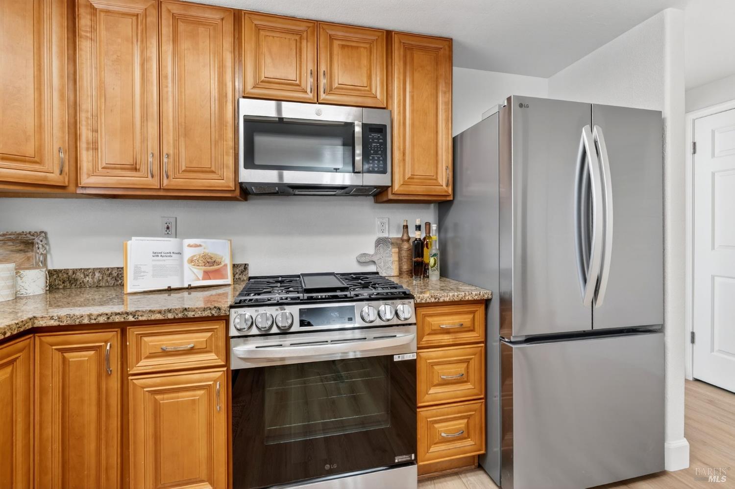 2322 So. Hampton Circle Santa Rosa CA 95401