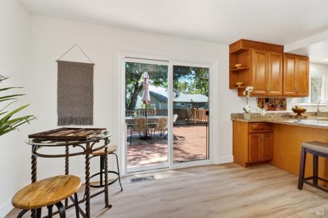 2322 So. Hampton Circle Santa Rosa CA 95401
