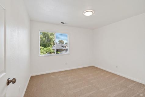2322 So. Hampton Circle Santa Rosa CA 95401