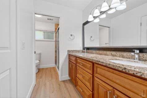 2322 So. Hampton Circle Santa Rosa CA 95401