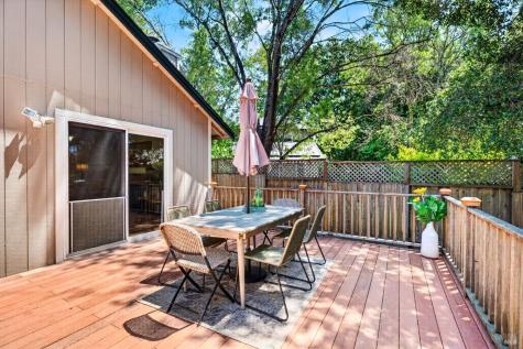 2322 So. Hampton Circle Santa Rosa CA 95401