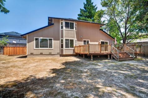 2322 So. Hampton Circle Santa Rosa CA 95401