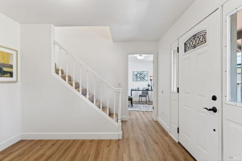 2322 So. Hampton Circle Santa Rosa CA 95401