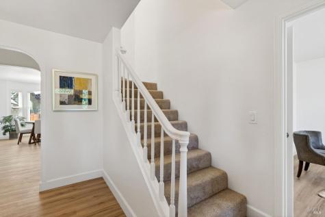 2322 So. Hampton Circle Santa Rosa CA 95401