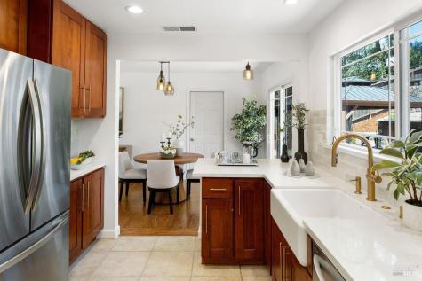 1230 Cambridge Street Novato CA 94947