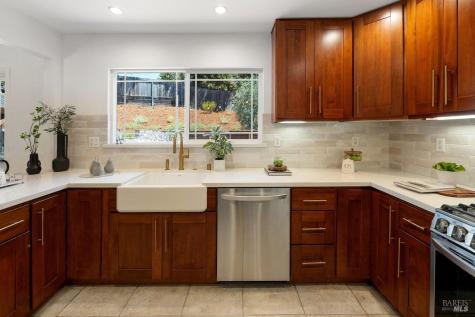1230 Cambridge Street Novato CA 94947