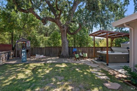 1230 Cambridge Street Novato CA 94947