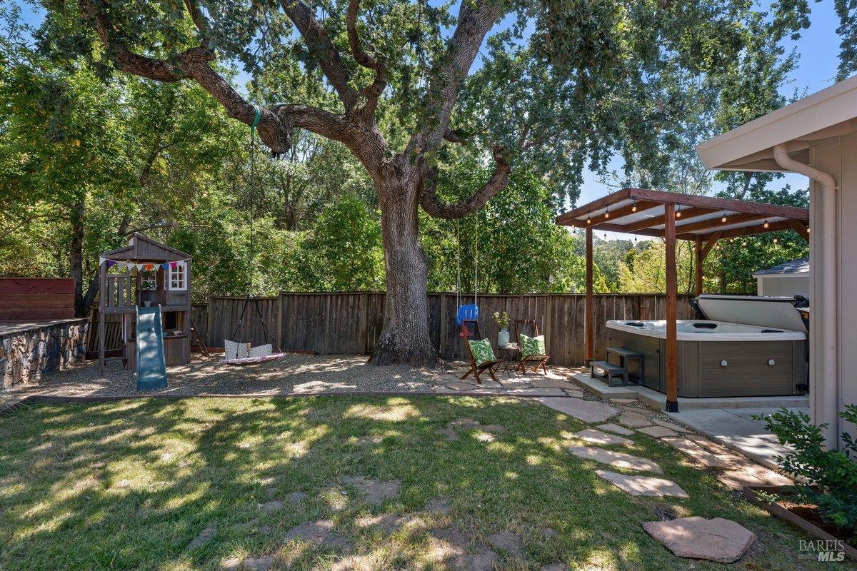 1230 Cambridge Street Novato CA 94947
