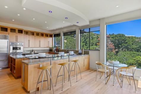 21 Tara Hill Road Tiburon CA 94920