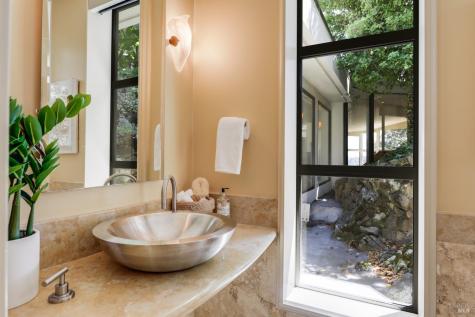 21 Tara Hill Road Tiburon CA 94920