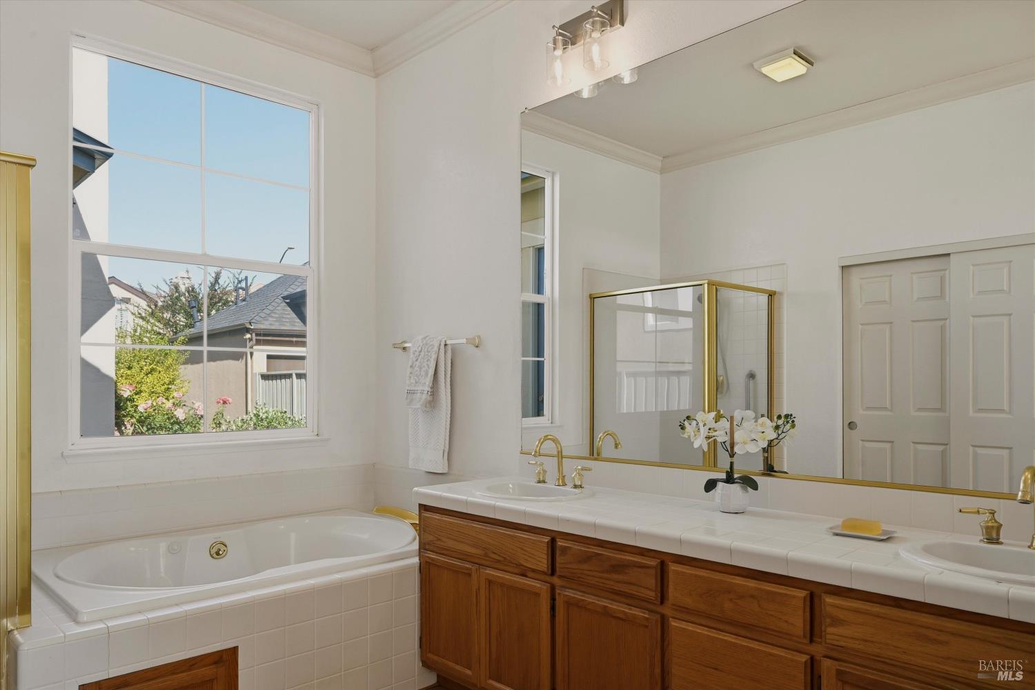 1834 Adobe Creek Drive Petaluma CA 94954