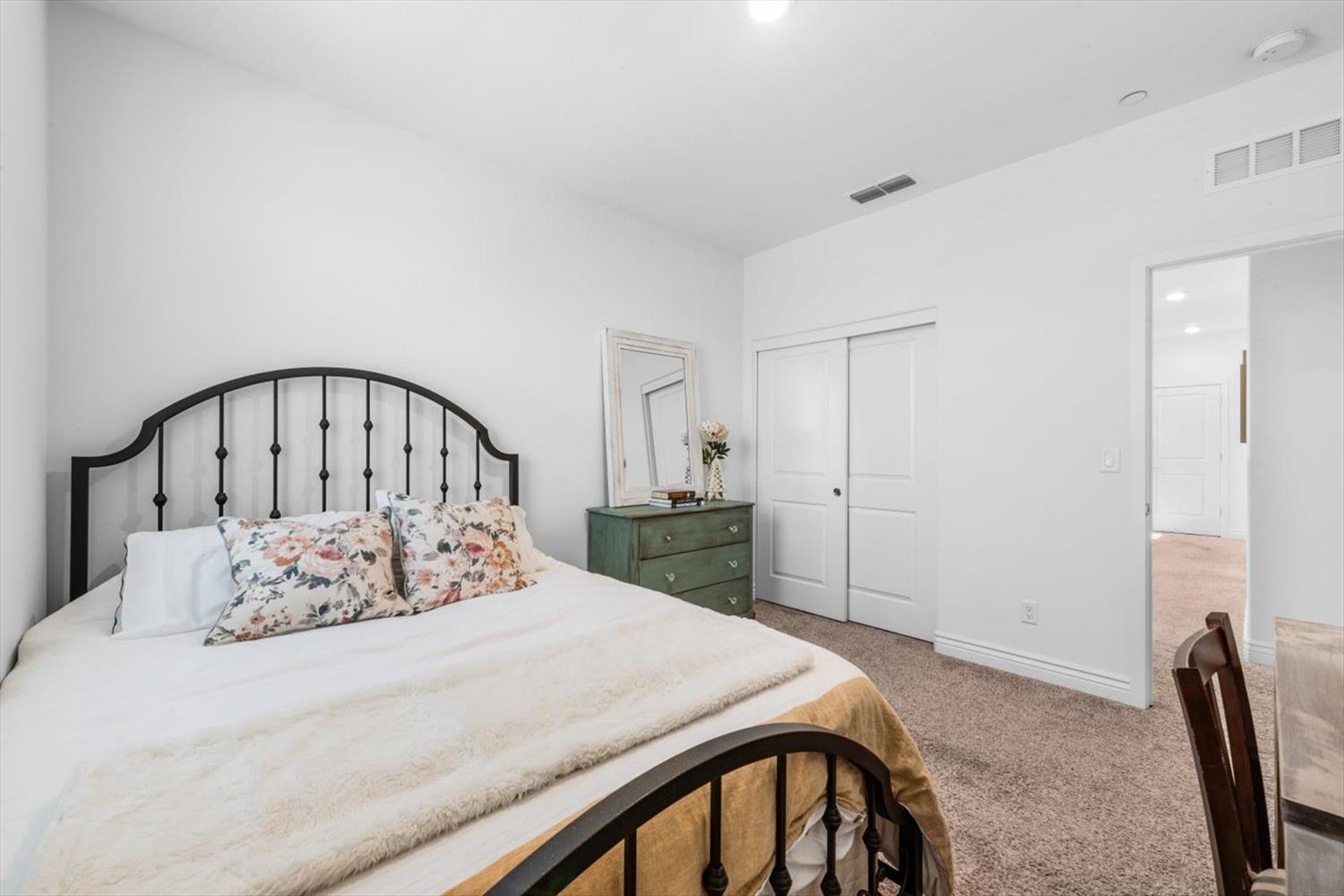 2717 N Cove Drive Sacramento CA 95833