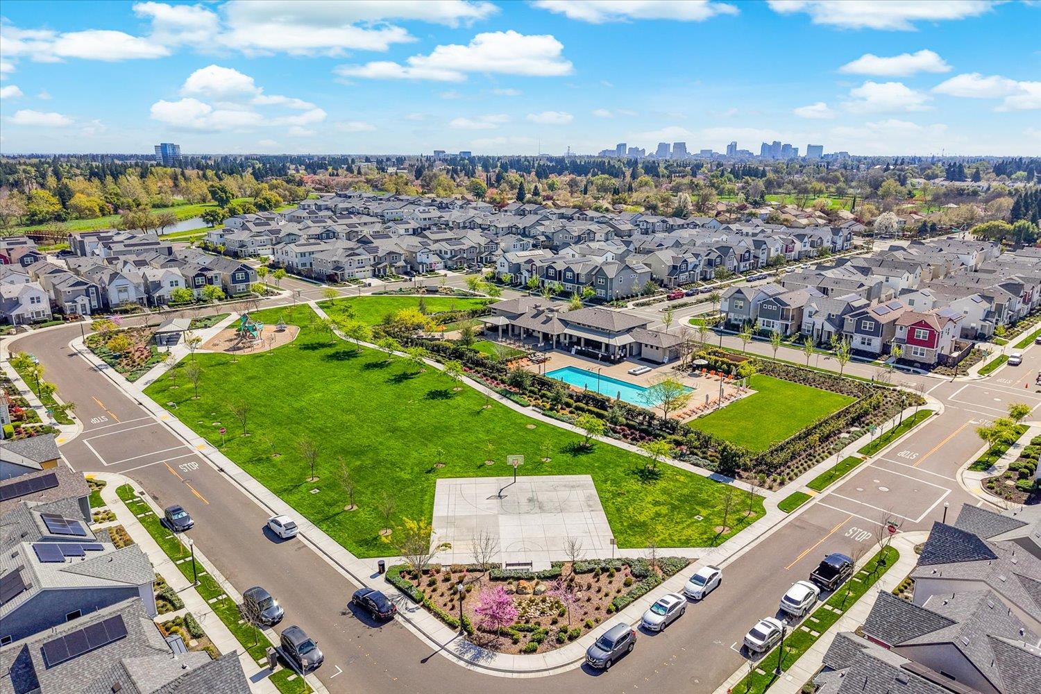 2717 N Cove Drive Sacramento CA 95833