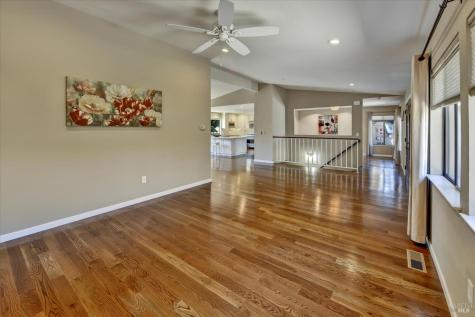 68 Rockrose Way Novato CA 94945