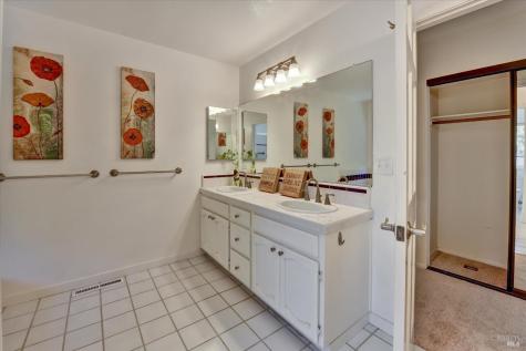 68 Rockrose Way Novato CA 94945
