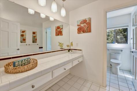 68 Rockrose Way Novato CA 94945