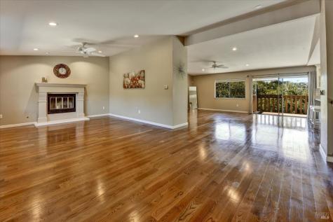 68 Rockrose Way Novato CA 94945