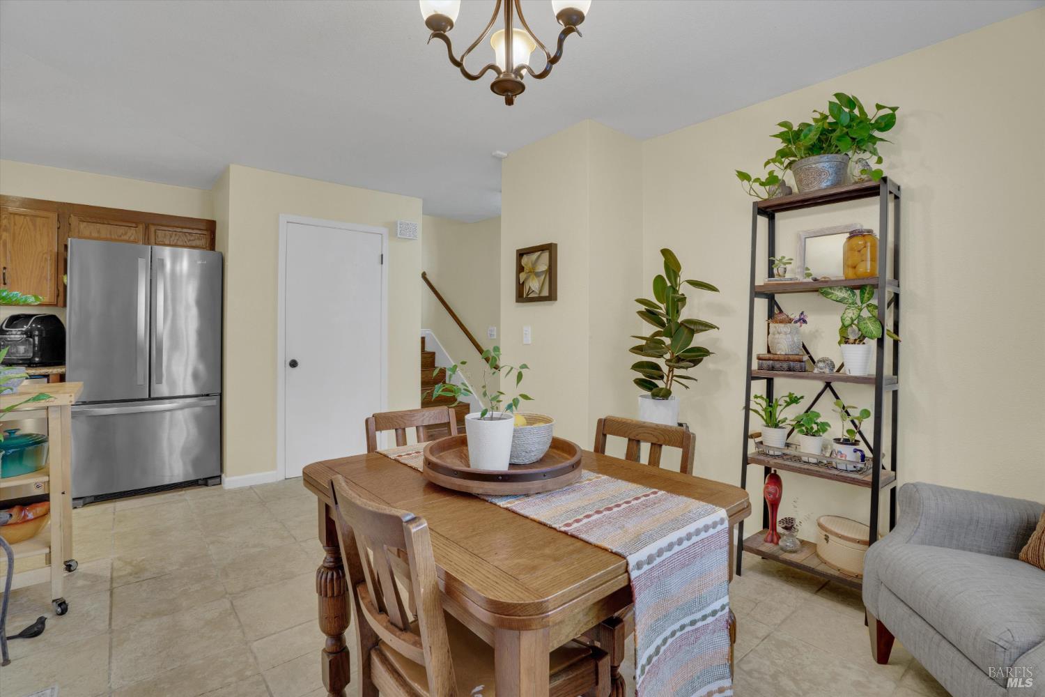 704 Almond Street Suisun City CA 94585
