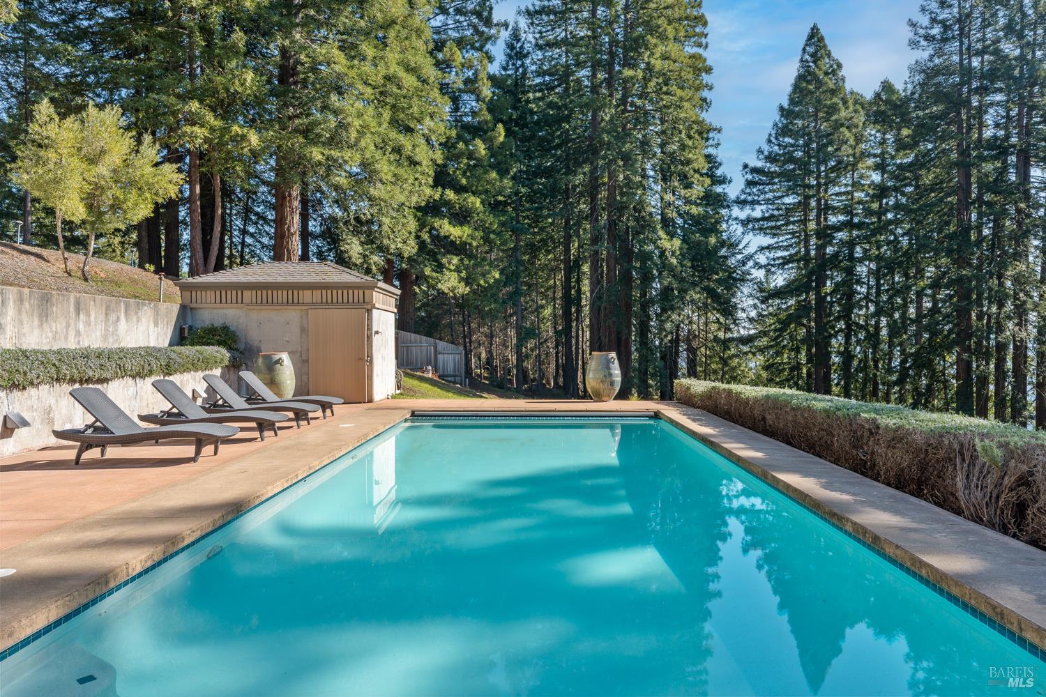 700 Holmes Ranch Road Philo CA 95466
