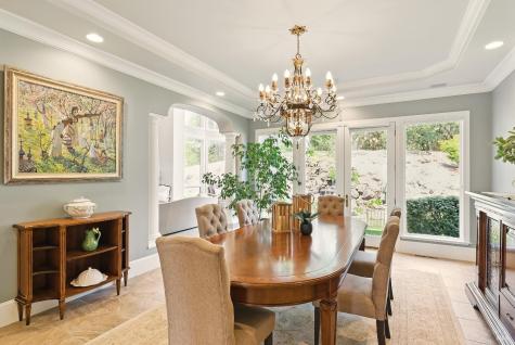 9988 Troon Court Windsor CA 95492
