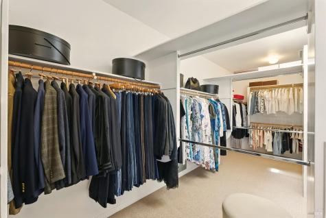 9988 Troon Court Windsor CA 95492