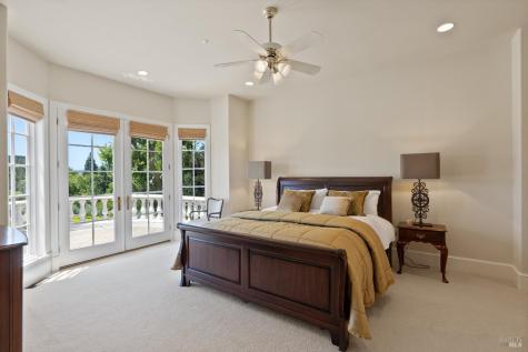 9988 Troon Court Windsor CA 95492
